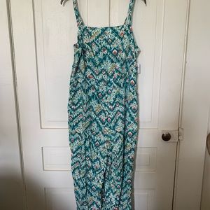 NWT Old Navy jumper. 
Size 1X